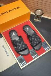 Picture of Louis Vuitton Slippers _SKULVsz38-45mnf08031232